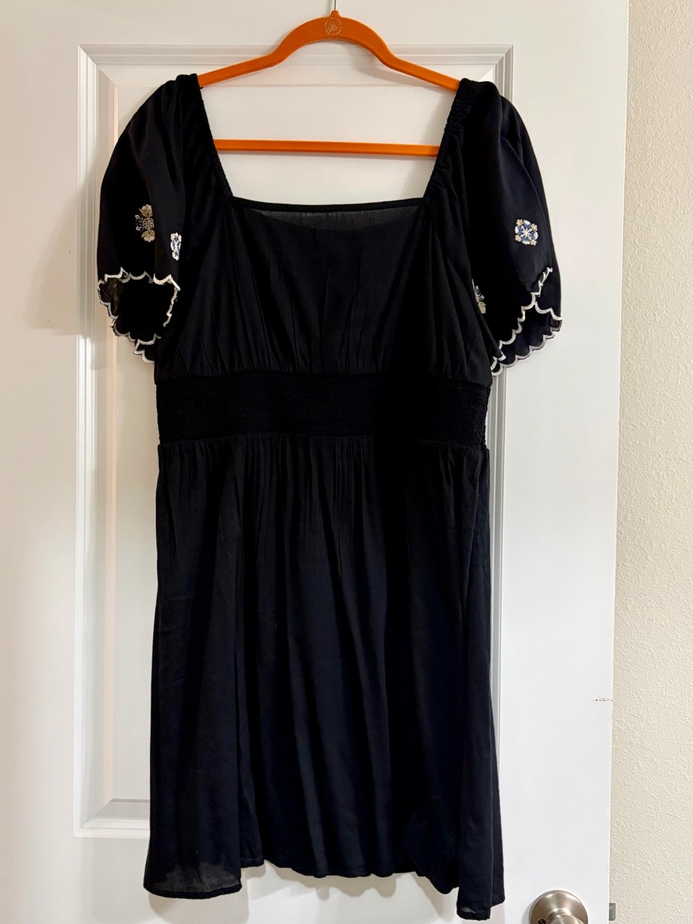 Old Navy Black Lightweight Dress with Elastic Waist